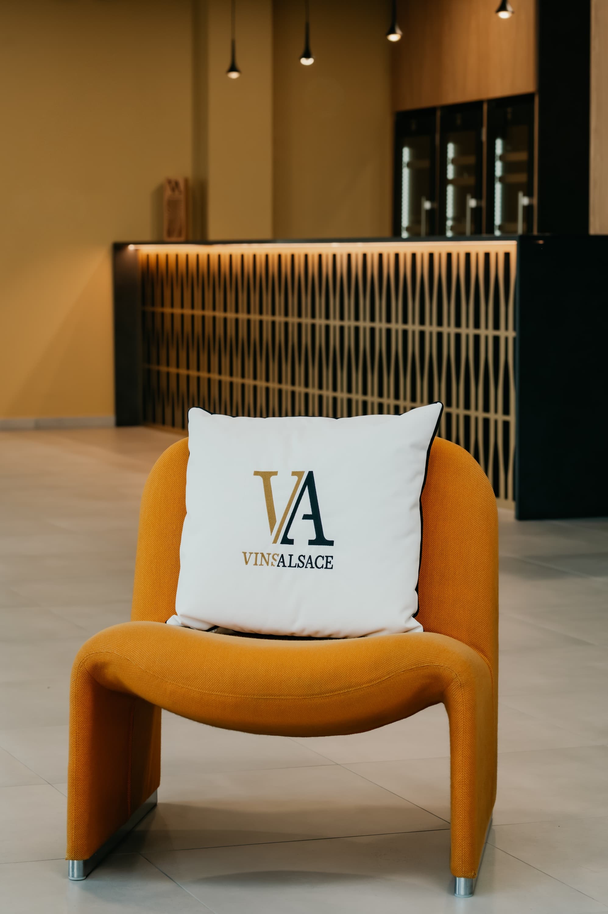 Maison des Vins d’Alsace — Fauteuil et coussin Vins D'Alsace